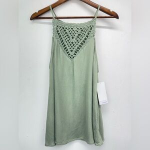 Eyeshadow size Large Women’s Seagrass Green Boho Crochet Tank Top